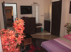 Panthashala Shantiniketan Deluxe Room Interior Image 11