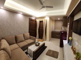 Panthashala Dooars Super Deluxe Room Interior Image 1