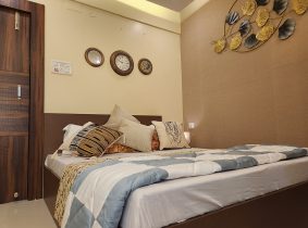 Panthashala Dooars Super Deluxe Room Interior Image 11