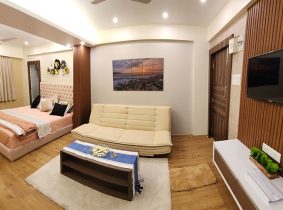 Panthashala Dooars Super Deluxe Room Interior Image 13