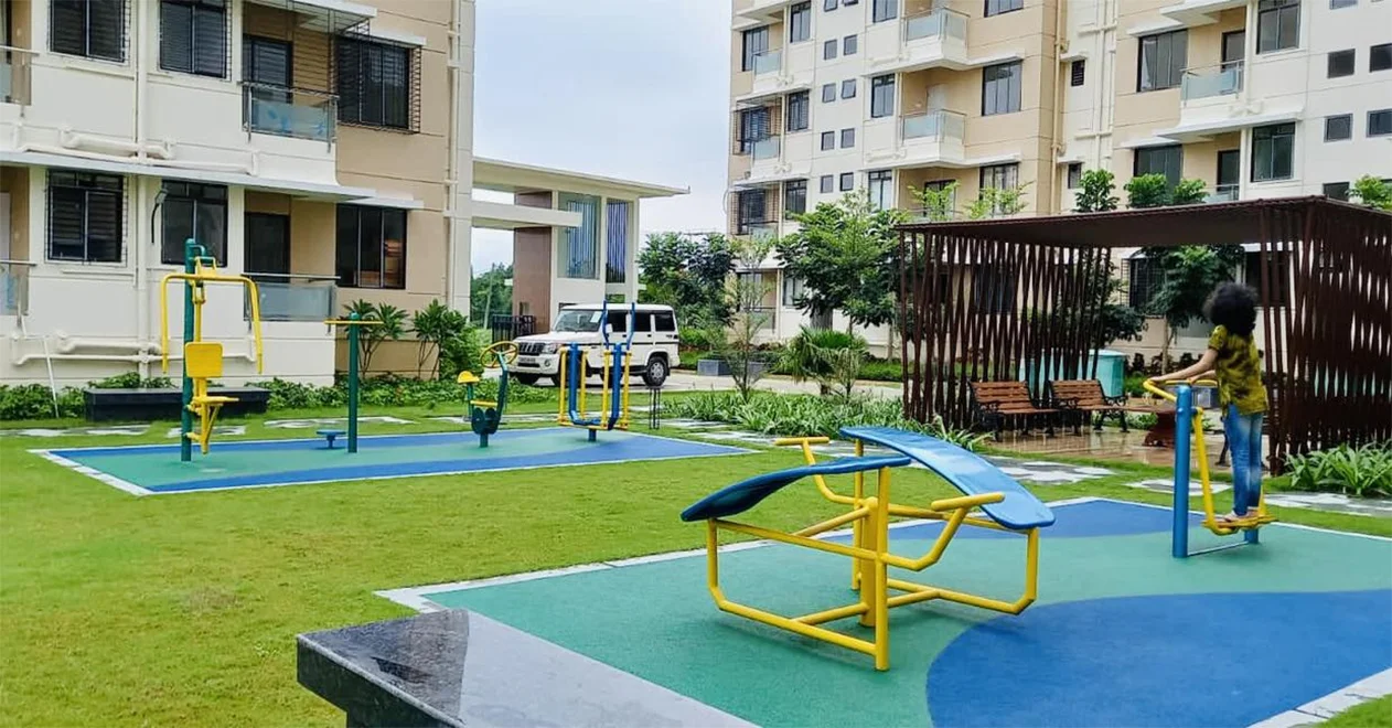 Outdoor Beauty at Shantiniketan Resort
